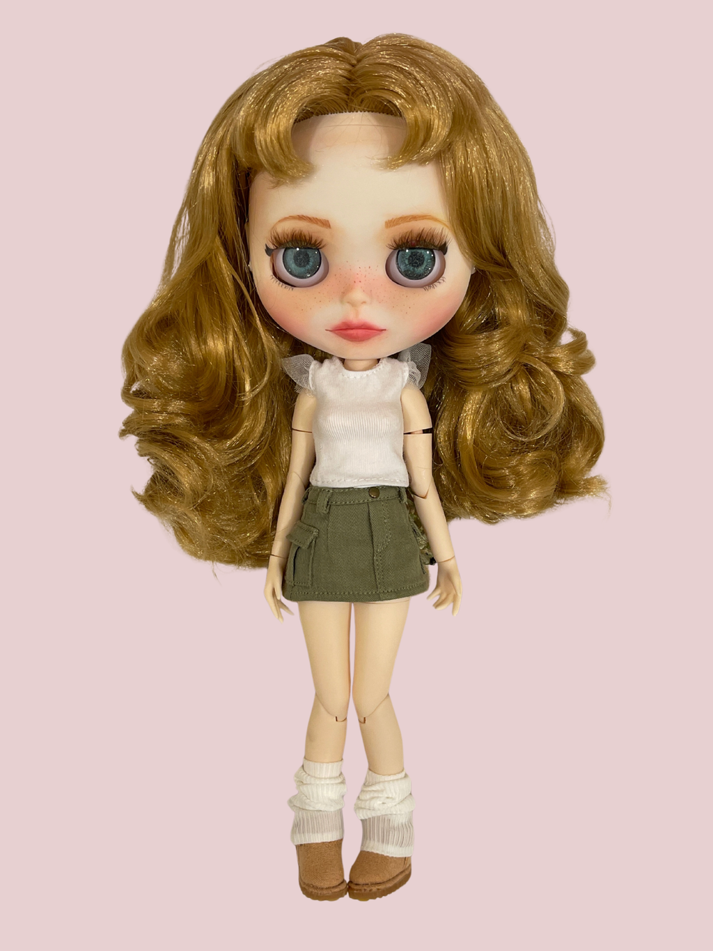 laura